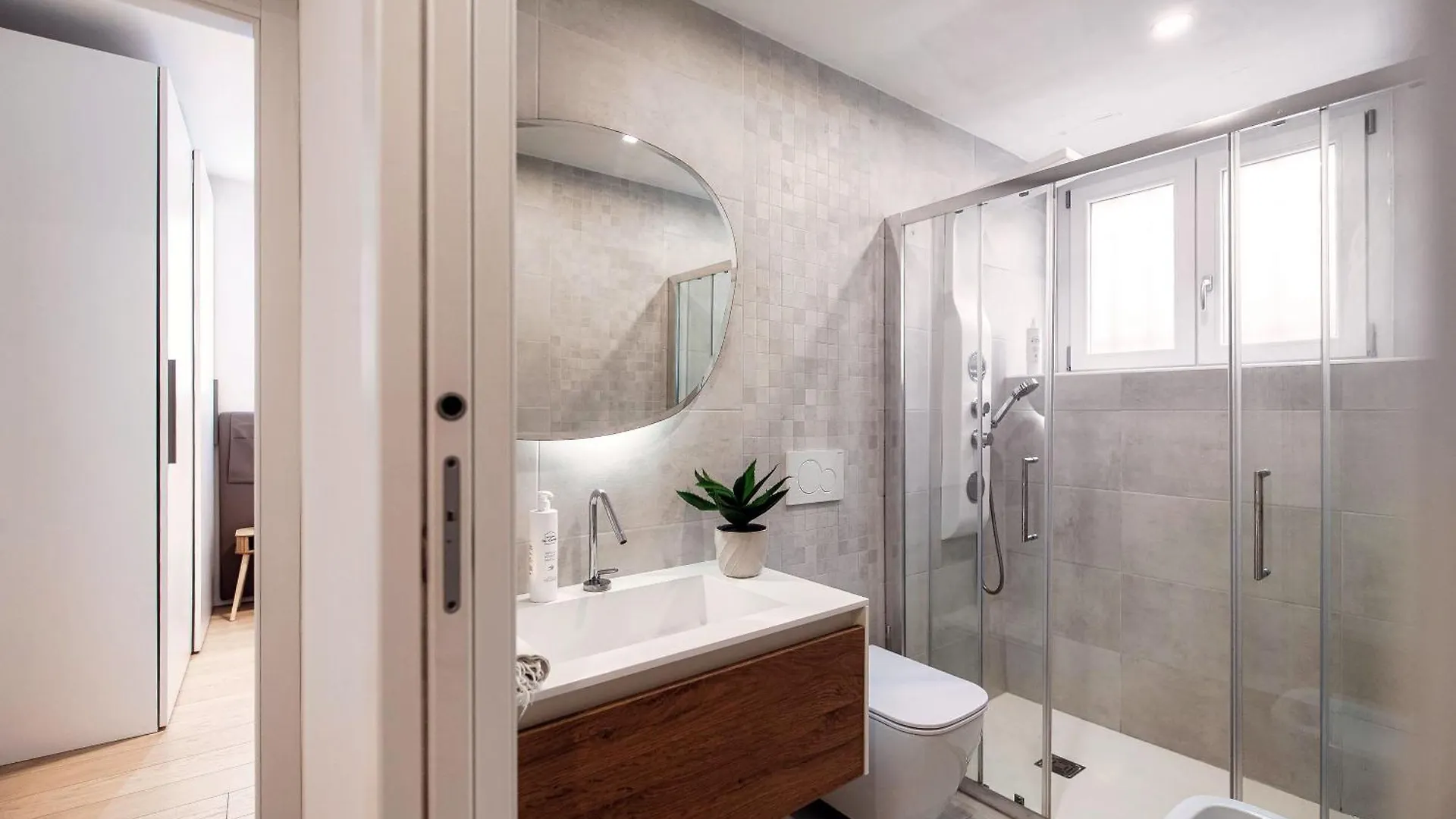 Apartman Rafael - By Myhomeincomo Olaszország